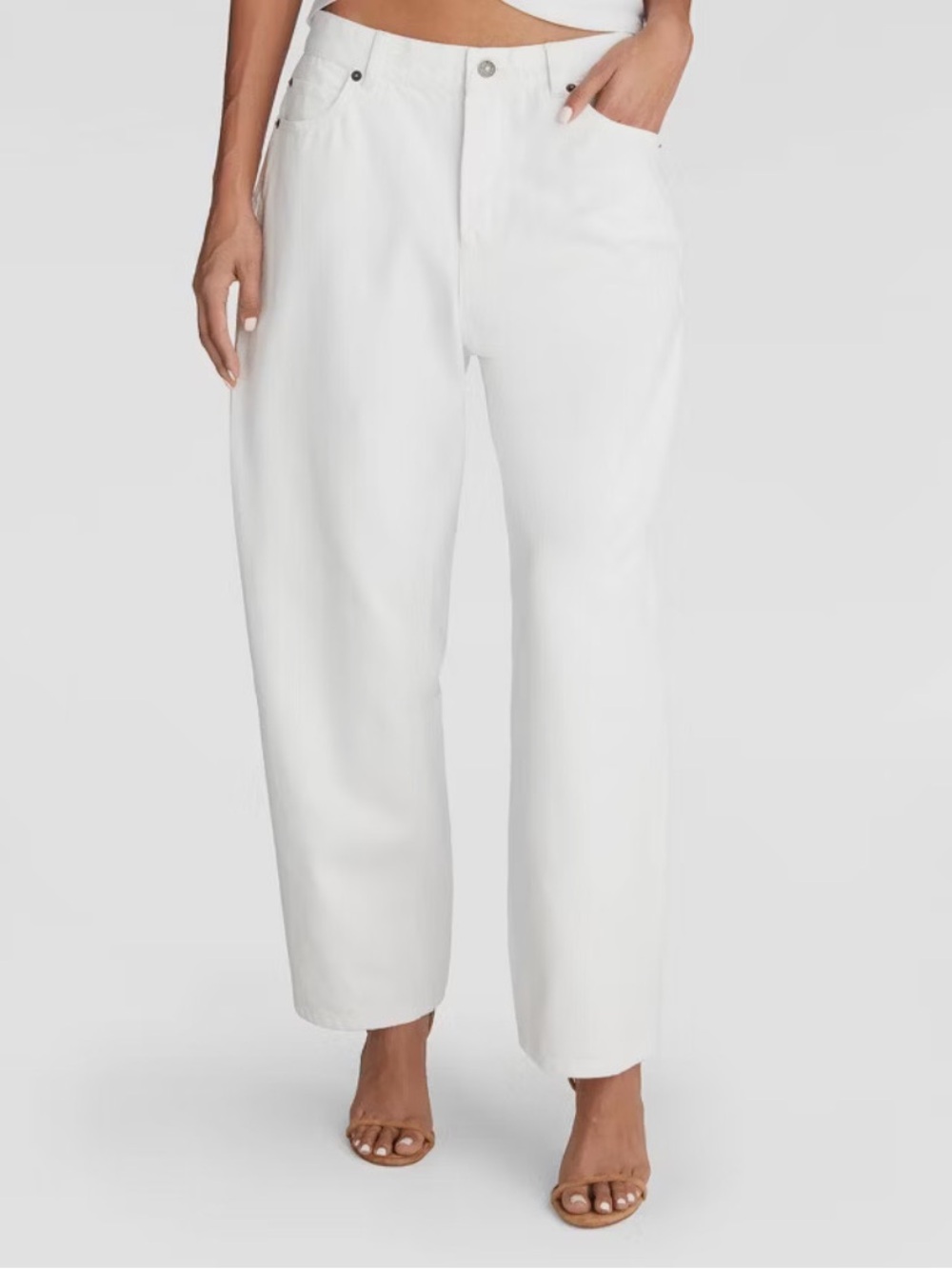 KBB by KAHLANA Women's Mid-Rise 'The Vintage Straight Leg Jeans'